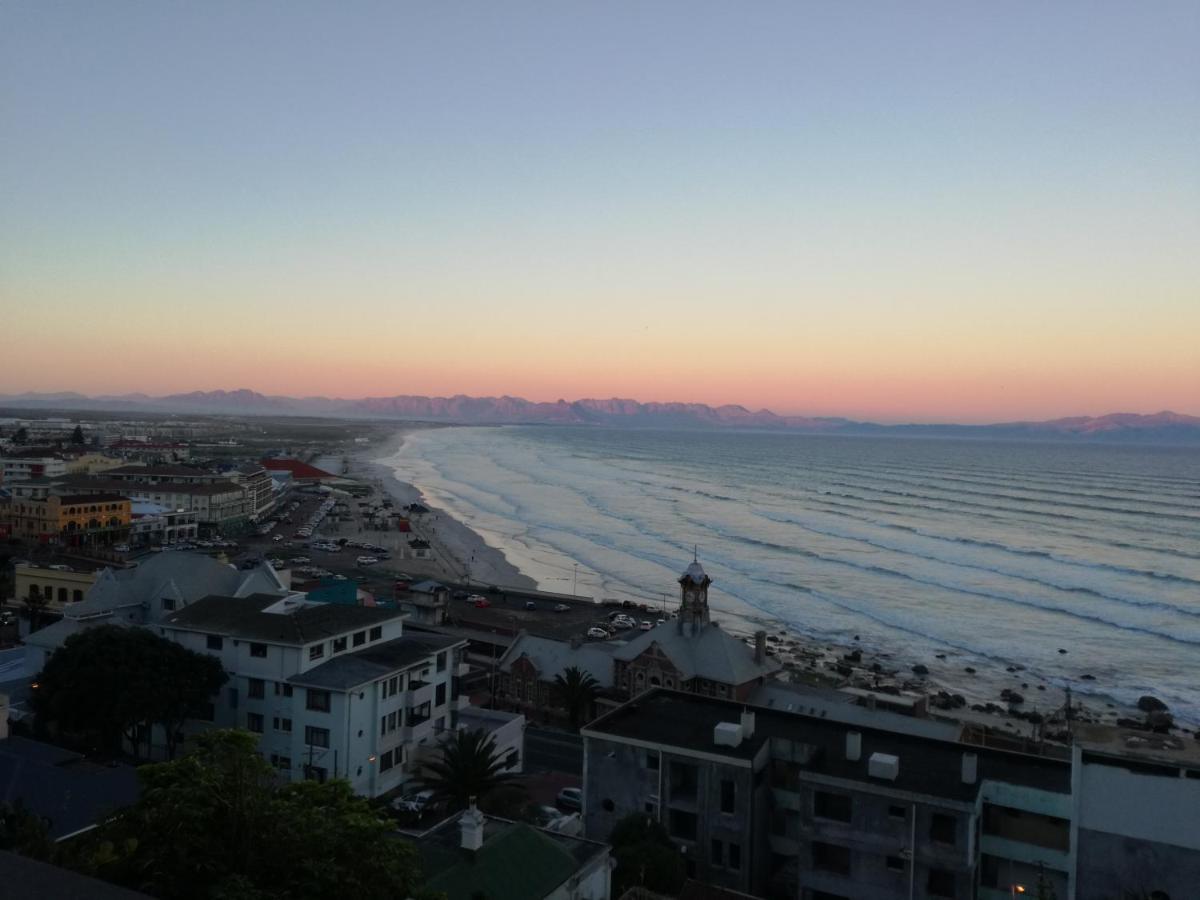Seaview Apartment in Muizenberg Exterior foto